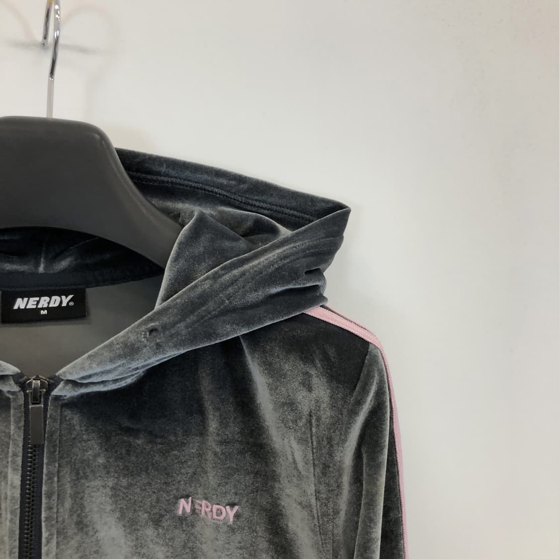 NERDY 널디 크롭 벨벳져지 M 상품이미지2