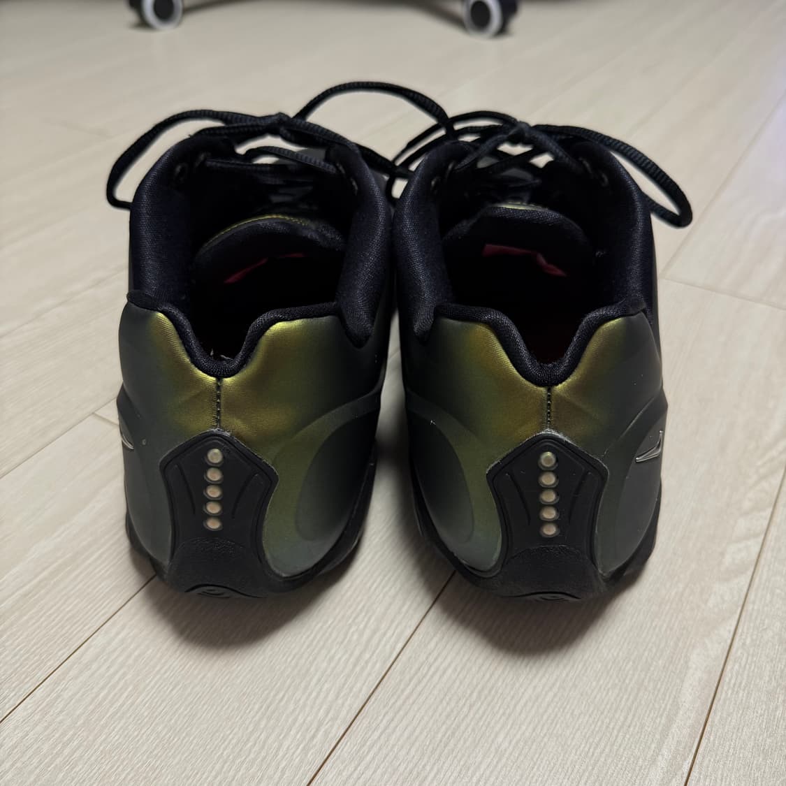 나이키 x 슈프림 에어 줌 코트포짓 SP 메탈릭 골드 블랙 300사이즈 상품이미지5