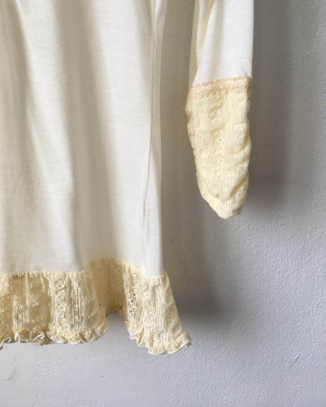 Axes femme lace trimming sleeve 상품이미지4