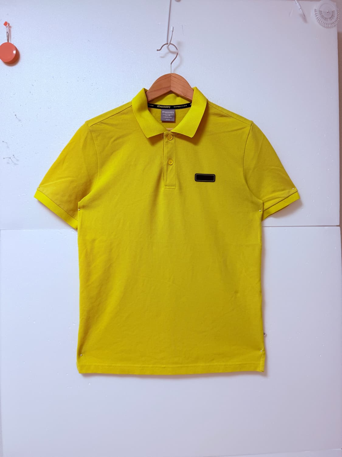 디스커버리(Discovery) 옐로우 카라 반팔티 95 데일리 상품이미지1