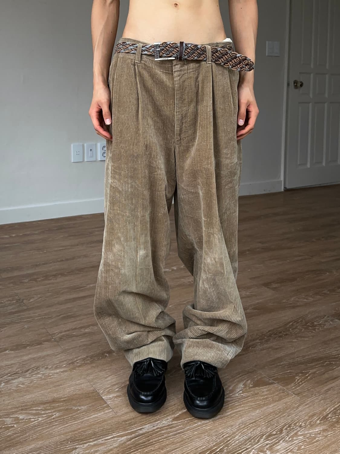 Studio by Intermezzo 와이드 코듀로이 트라우저 상품이미지3