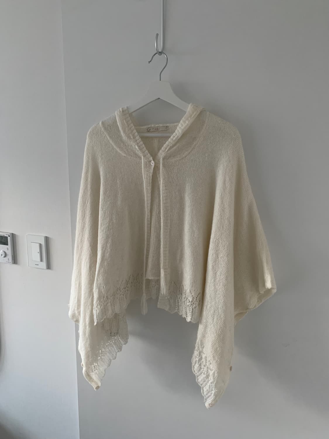 화이트 니트 케이프 상품이미지1