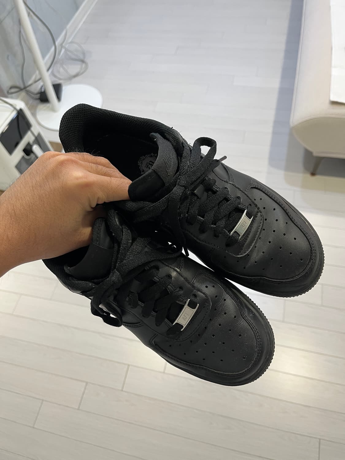 에어포스 1 블랙 250 상품이미지2