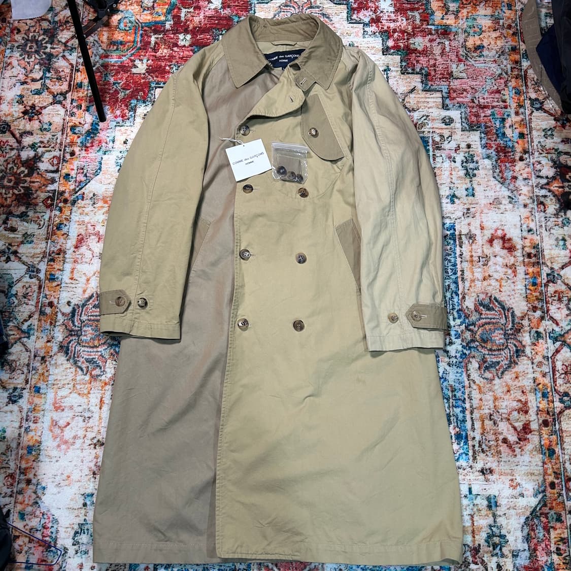 [2XL] 꼼데가르송 옴므 패치워크 트렌치코트 AD2021 상품이미지1