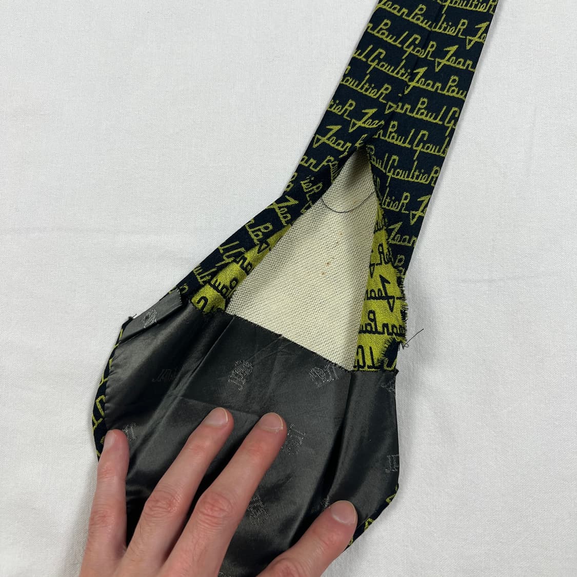 90‘s 장폴고티에 jpg 레터링 넥타이 상품이미지6