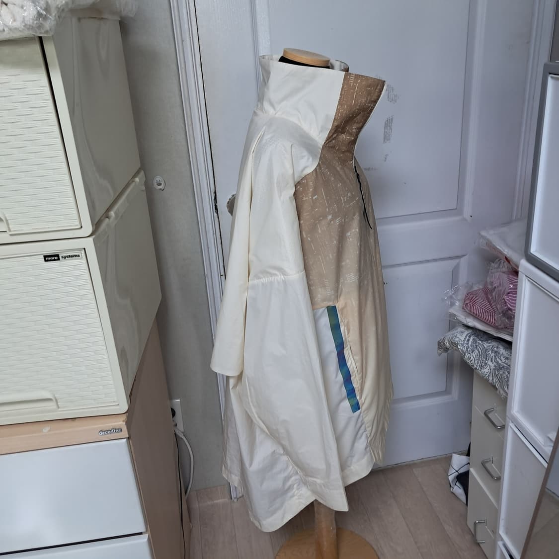 아디다스 Parley 패커블 남성 바람막이 점퍼 자켓 L(루즈핏) 상품이미지4