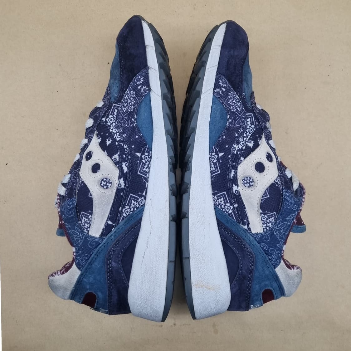 써코니 쉐도우6000 남성운동화275 상품이미지5