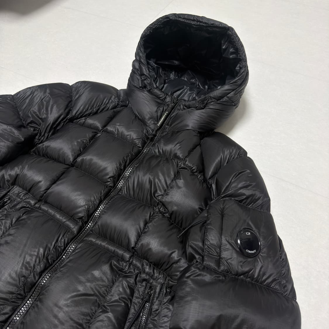 [백화점판,XXL] CP컴퍼니 DD쉘 디디쉘 패딩 블랙 상품이미지2