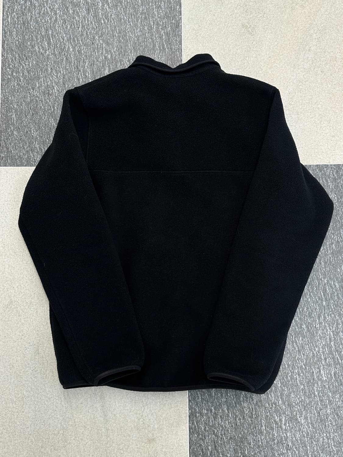 파타고니아 신칠라 올블랙 스냅 플리스 상품이미지6