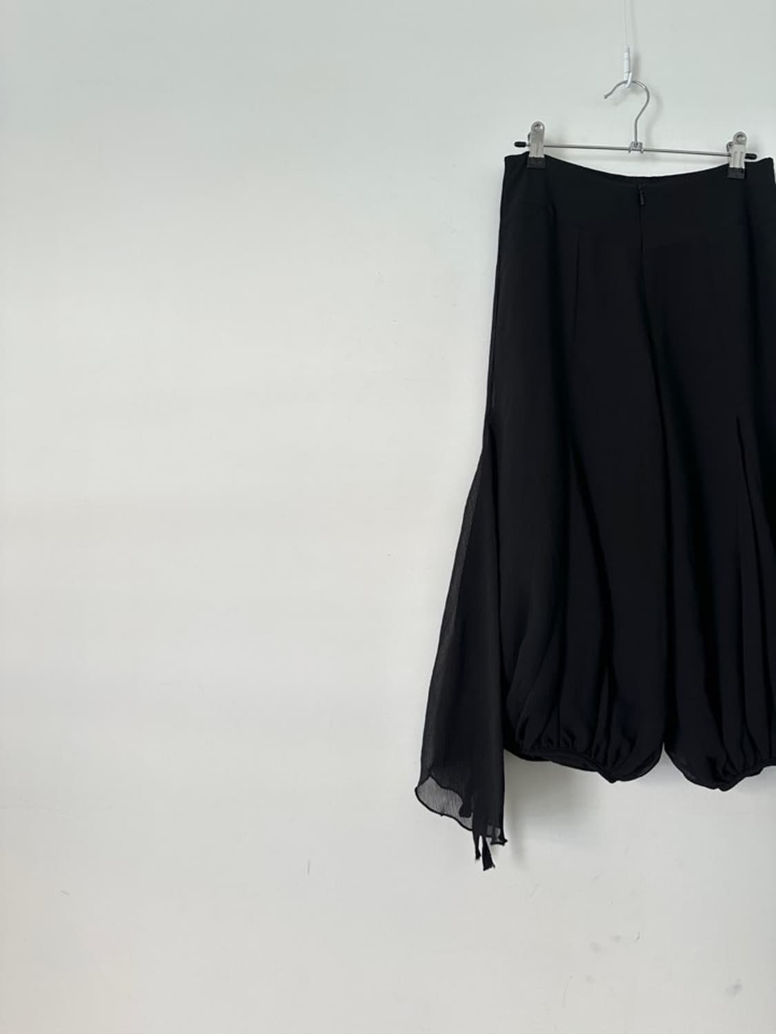 Magical ruffle ribbon crop pants / black 상품이미지2