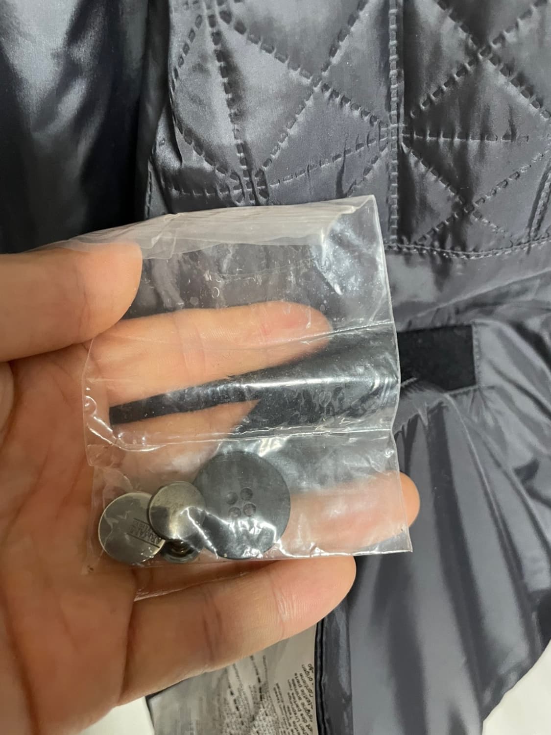  아르마니 콜레지오니 블랙 코트  상품이미지10