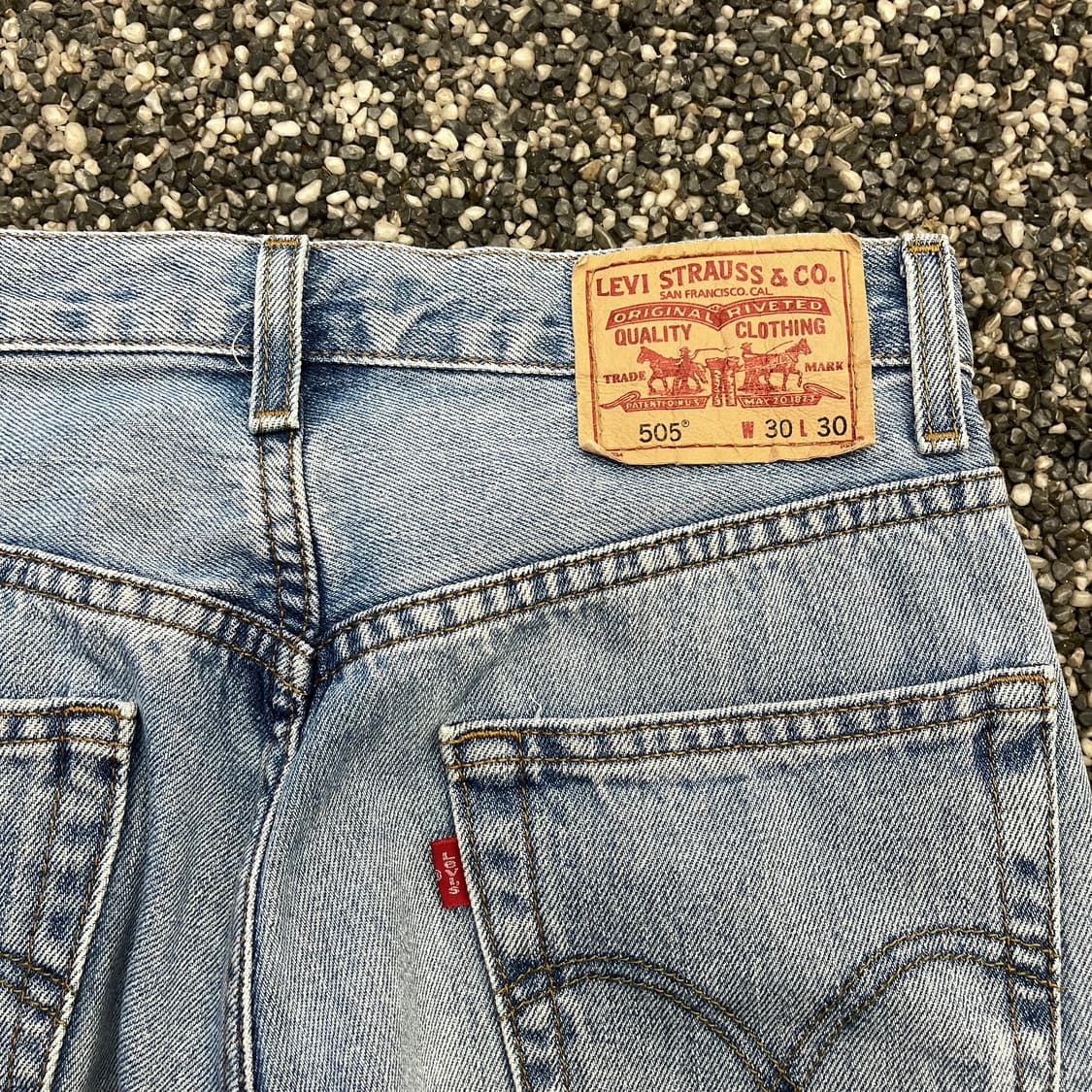 00s 리바이스 505 레귤러핏 연청 데님 팬츠 (30) 상품이미지4
