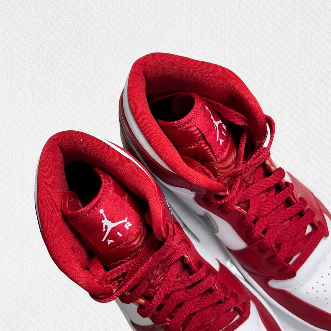 285 조던1 레트로 하이 실버 메달 상품이미지7