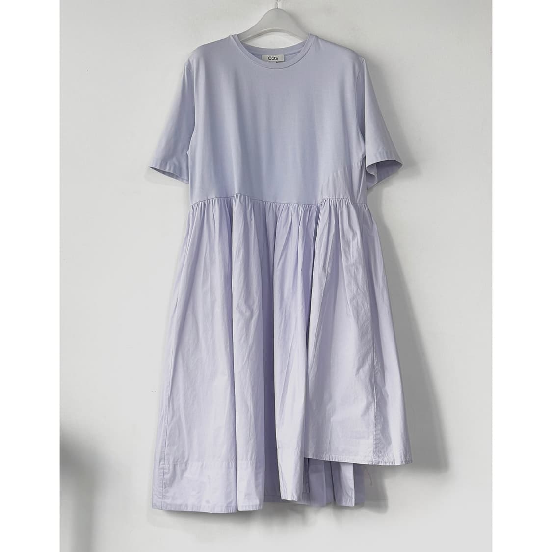 코스 COS 컨트래스트 반팔 드레스 상품이미지3