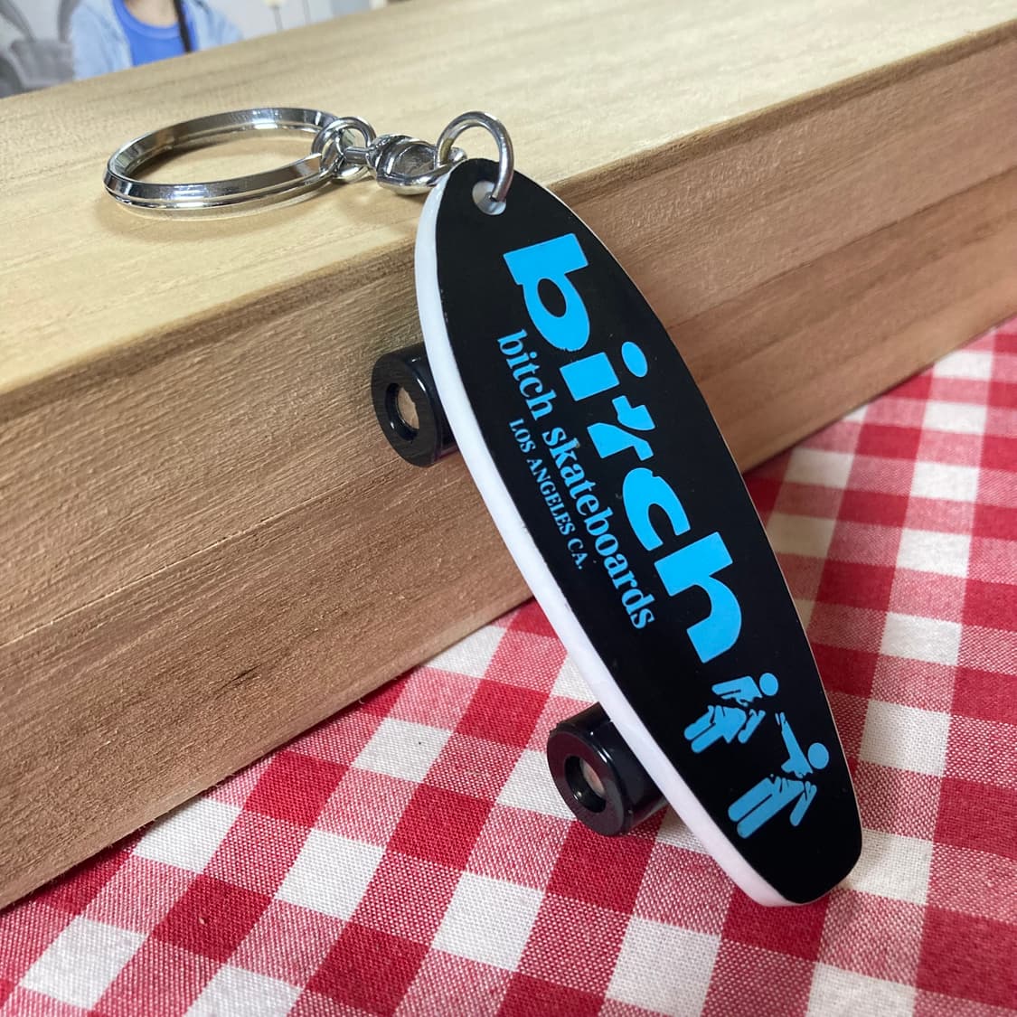 90s bitch skateboards key ring 상품이미지1