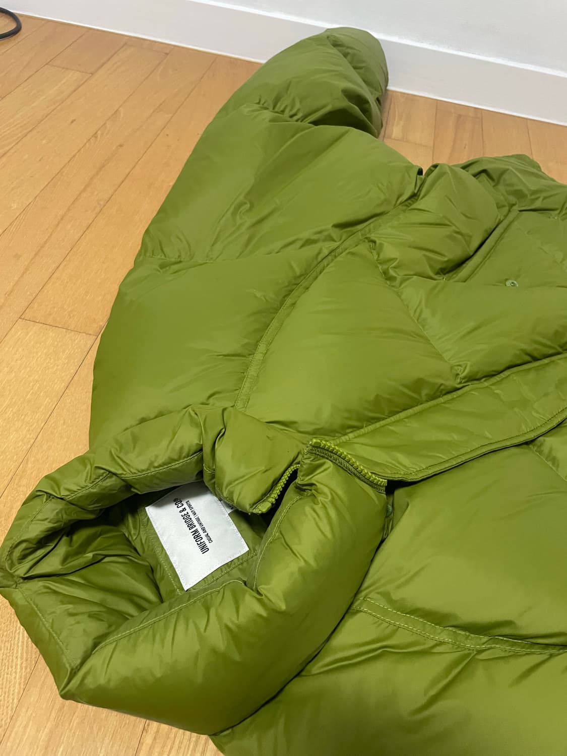 유니폼브릿지 23FW숏패딩 개코그린 상품이미지2