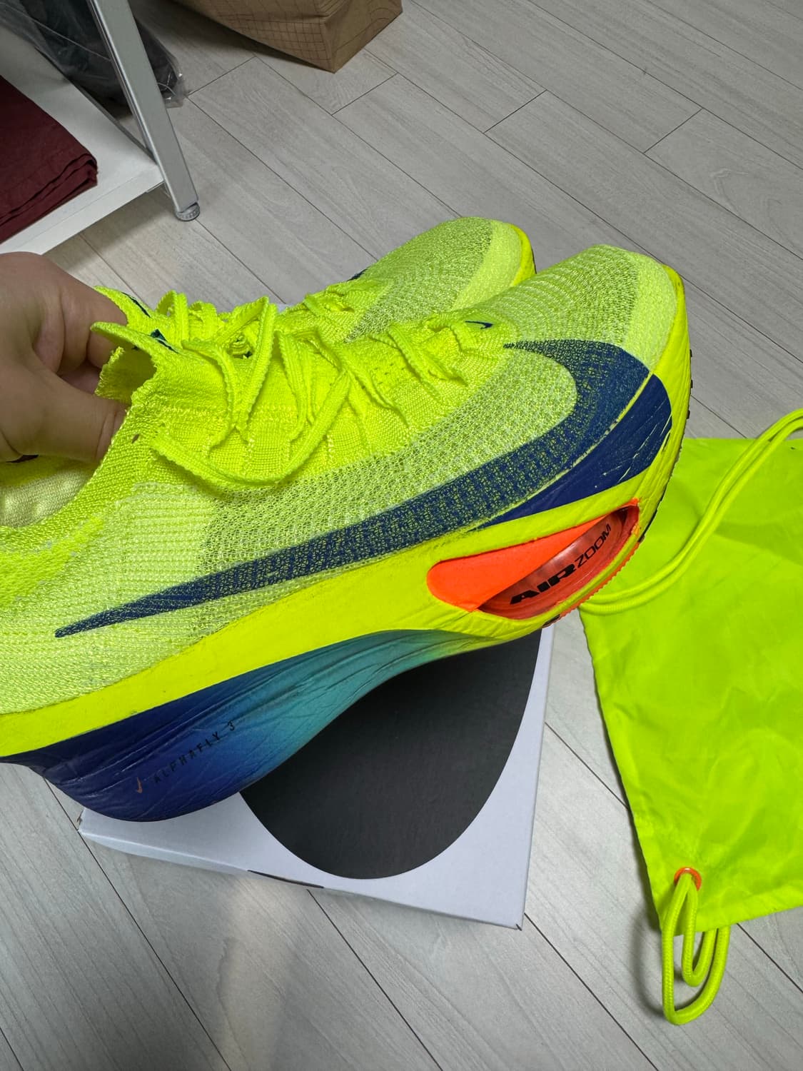 (265)나이키 에어 줌 알파플라이 넥스트% 3 볼트 상품이미지8