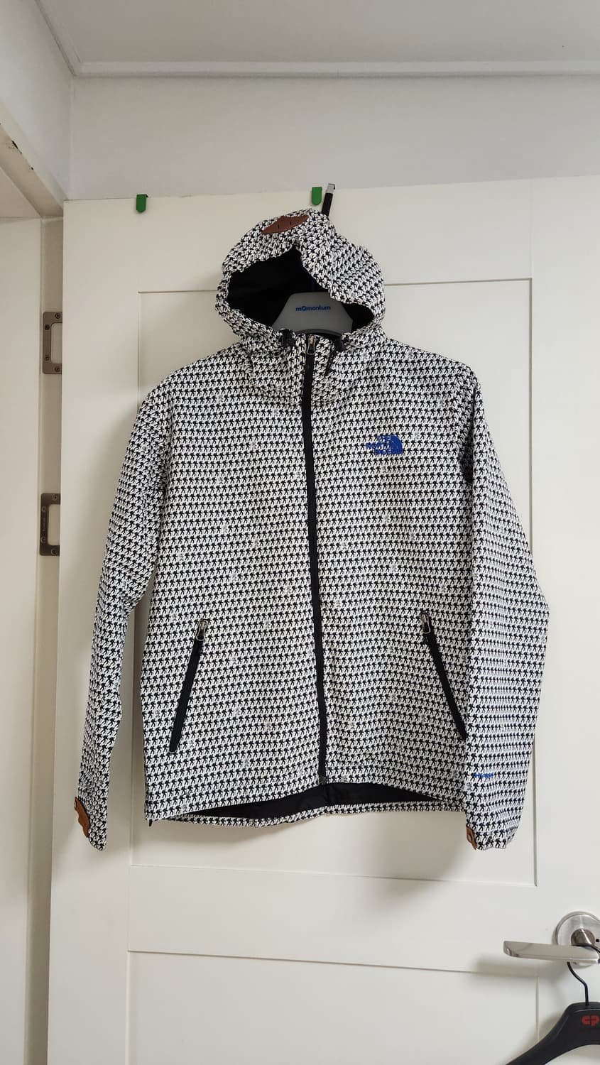 노스페이스 남성 바람막이 100 상품이미지1