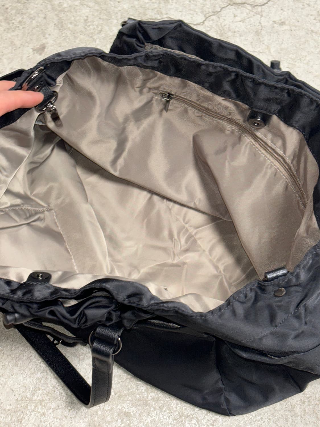 Y'saccs 나일론 토트백 상품이미지6