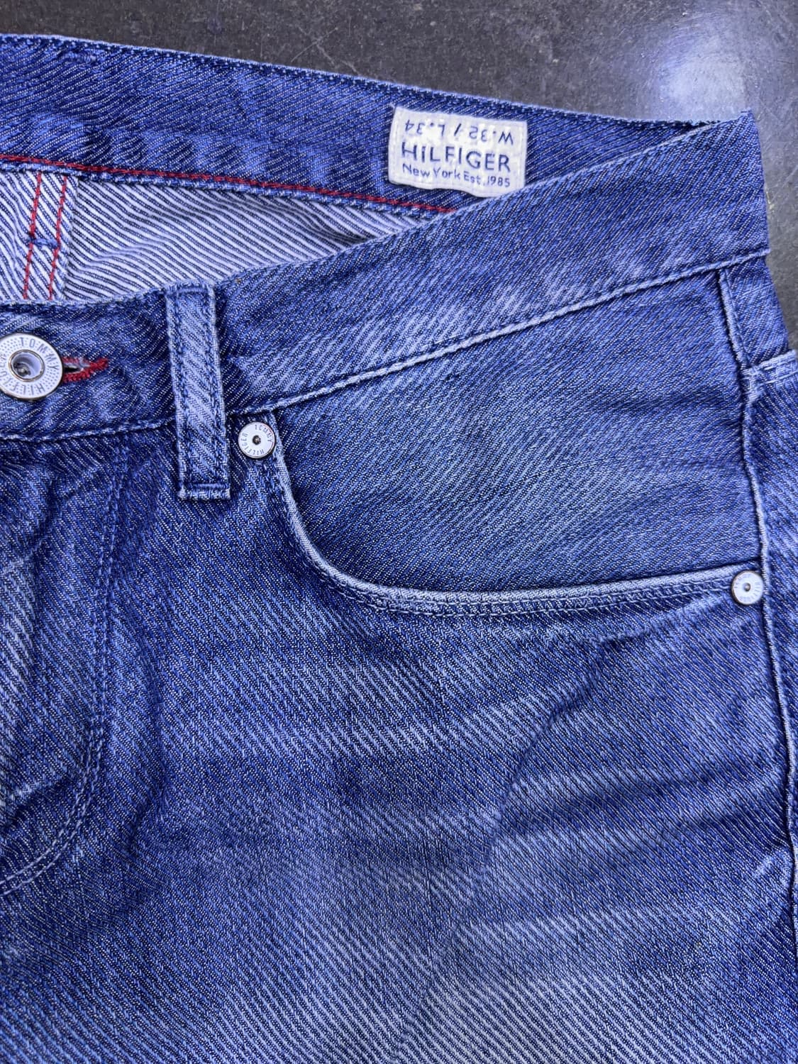 타미힐피거 허드슨 슬림 스트레이트핏 사선 입체패턴 워싱 데님팬츠 32 상품이미지5