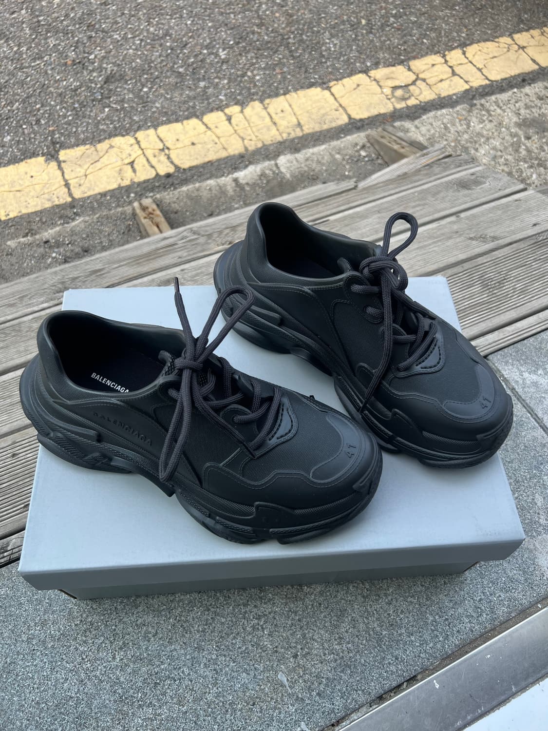 (새상품) 발렌시아가 트랙 뮬 스니커즈 41 상품이미지1