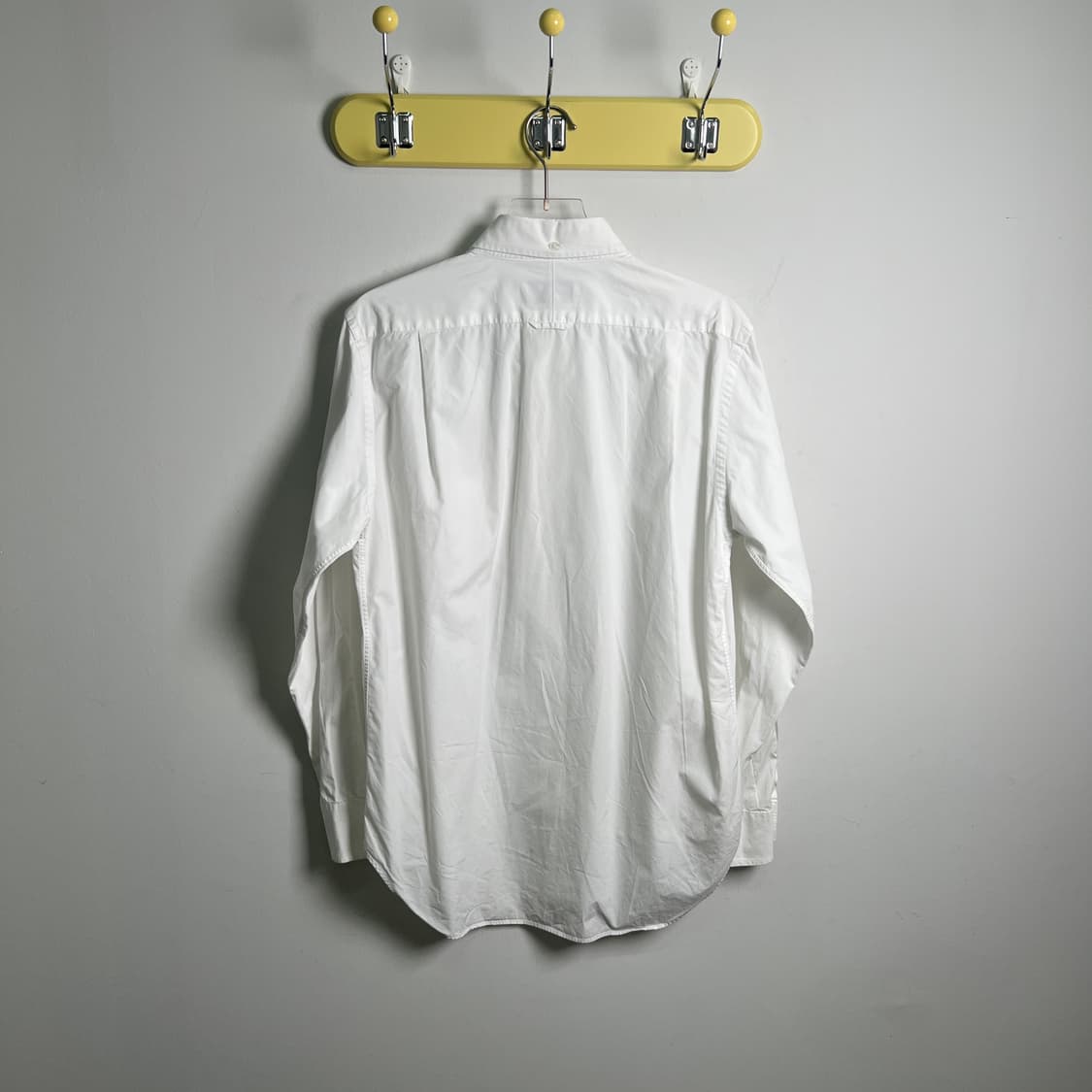 톰브라운 닻 자수 화이트 옥스포드 버튼다운 셔츠  상품이미지2