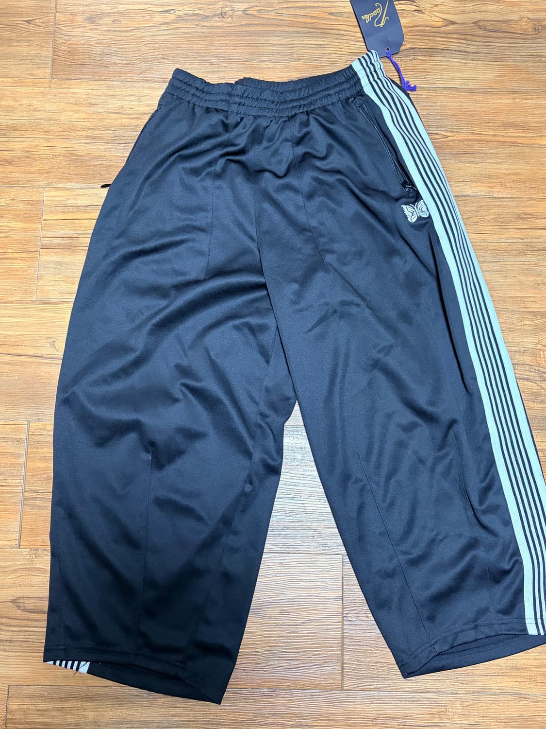 니들스 트랙 팬츠 폴리 블랙 화이트 상품이미지1