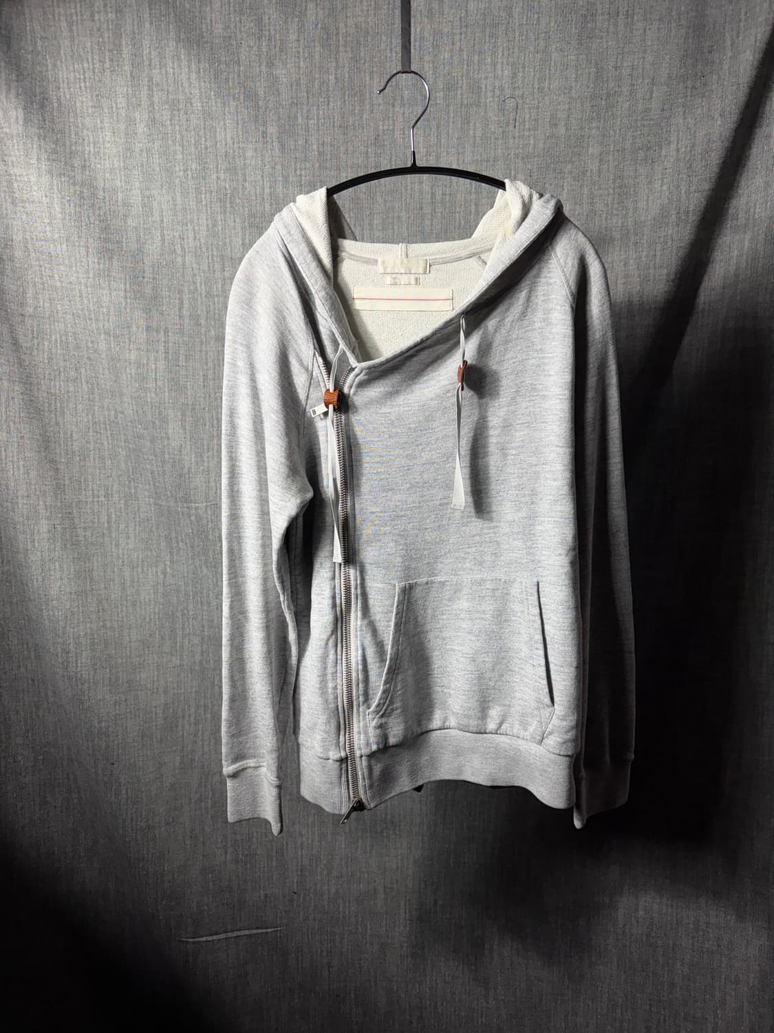 알렉산더 맥퀸 사선 비대칭 후드집업 상품이미지1