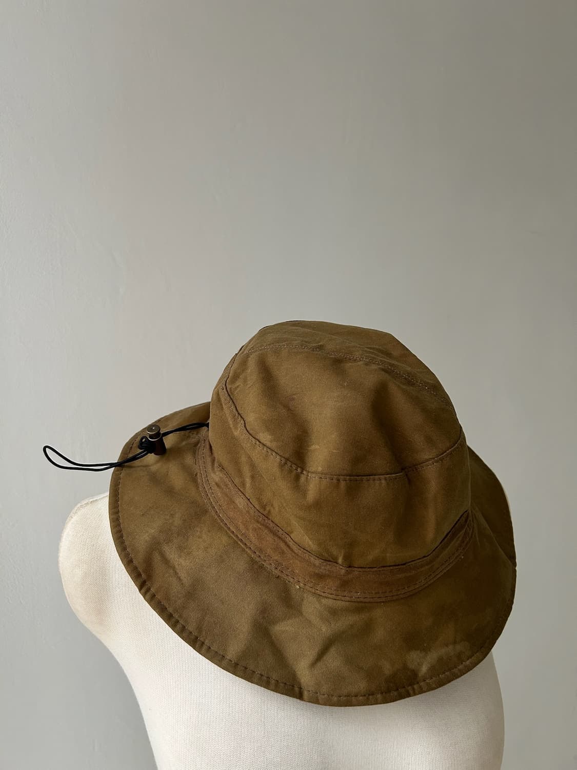 Woolrich waxed cotton saddle hat  상품이미지2