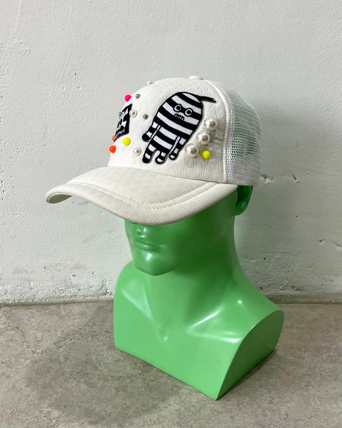 Stripe Skull Pearl White Cap Hat 상품이미지1
