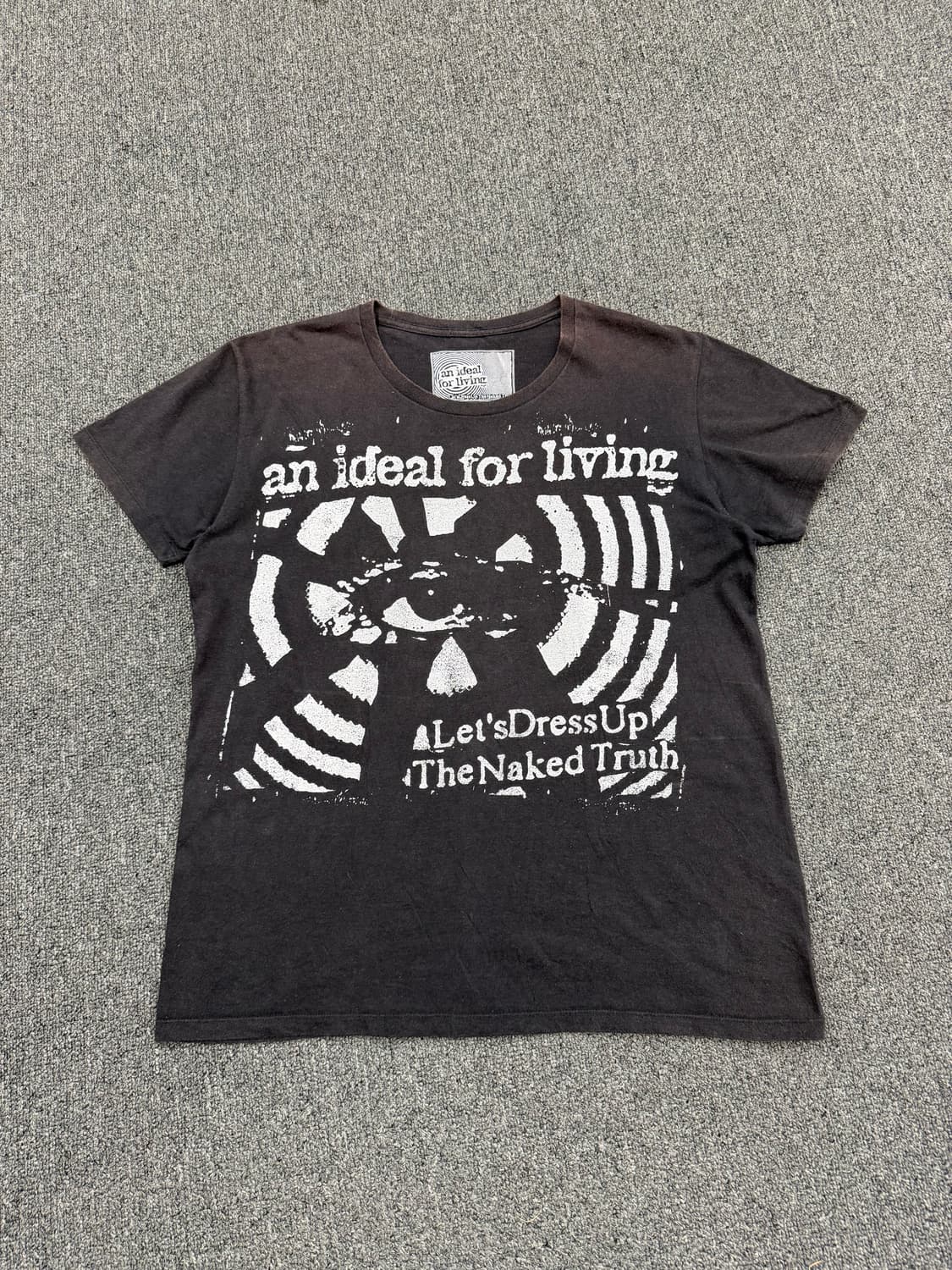 L) An Ideal For Living 빈티지 프린팅 반팔 티셔츠 상품이미지1