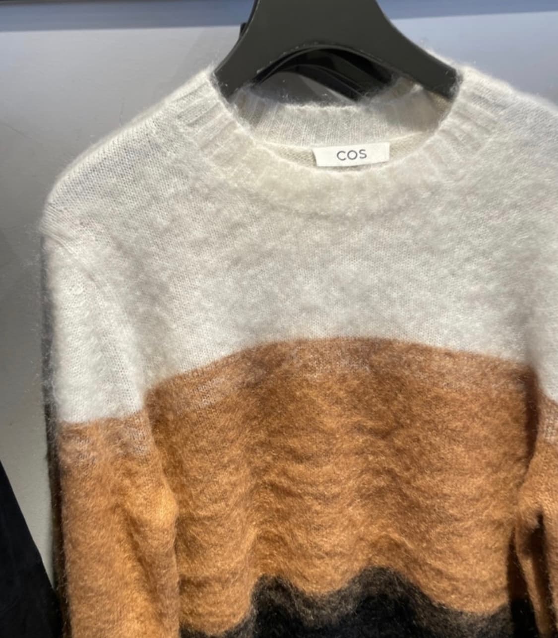 Cos 모헤어 맨즈 니트 상품이미지2