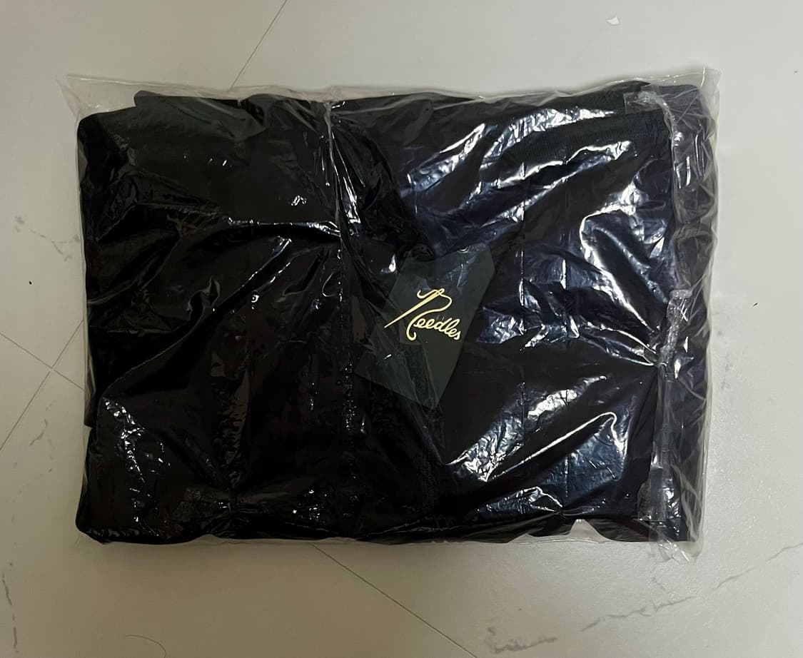 니들스 트랙 자켓 블랙 퍼플 상품이미지1