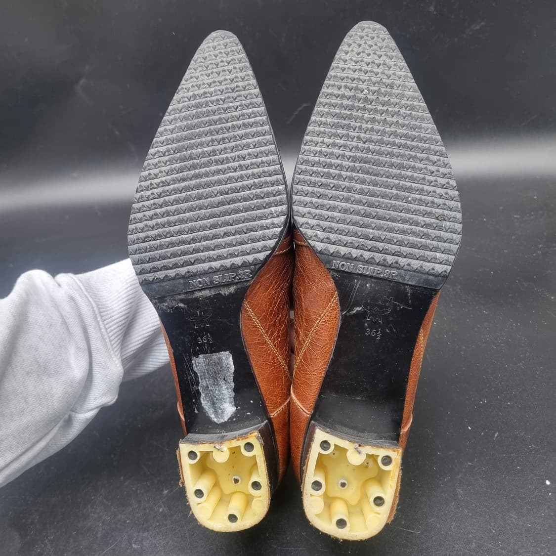 mcm여성구두 36.5 235 굽4 상품이미지3