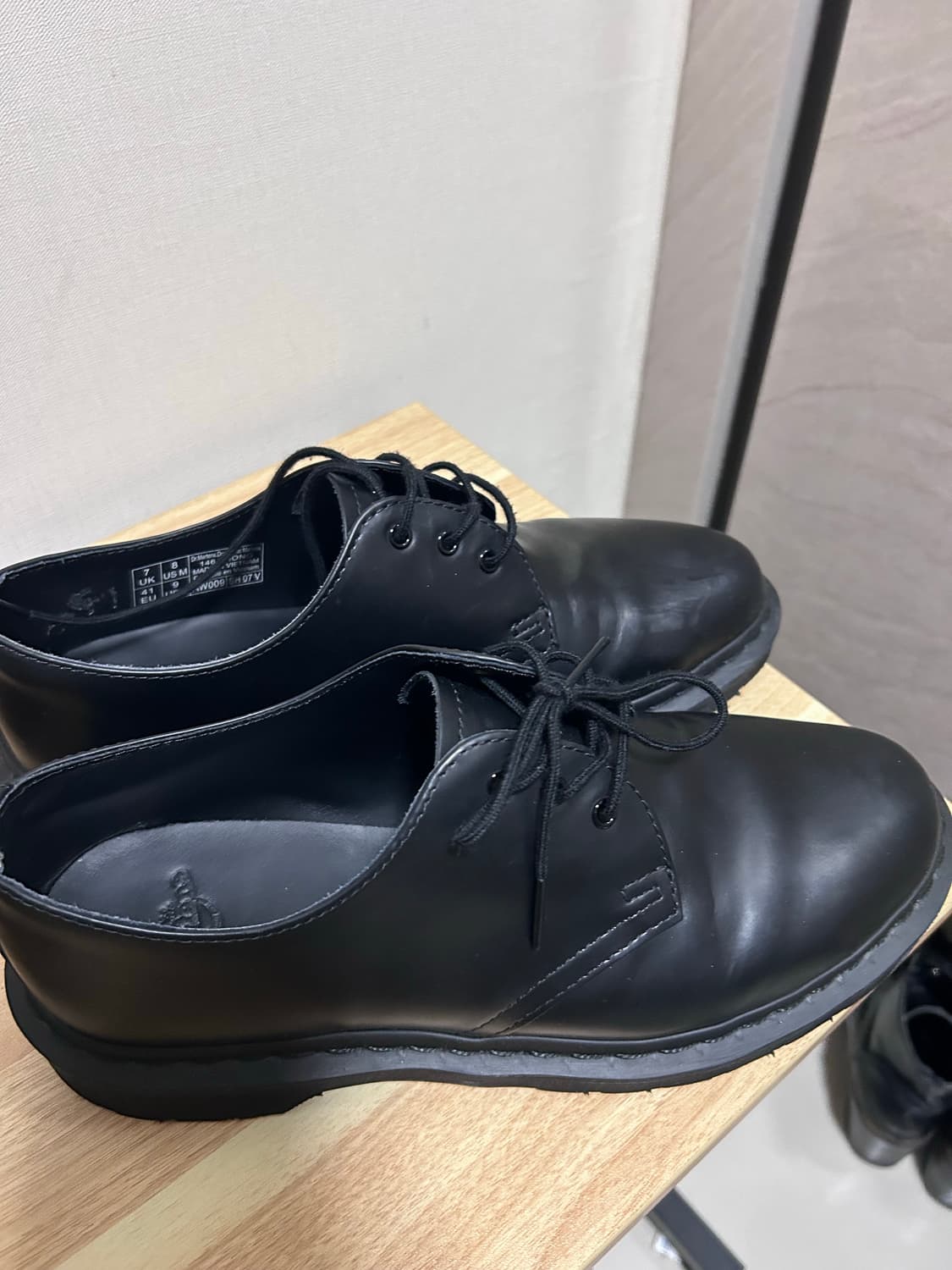 닥터마틴 모노. 사이즈 미스로 인한 교환 또는 판매합니다 상품이미지1