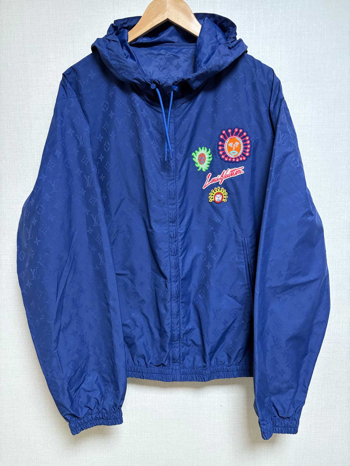 [60/새상품급] 루이비통 쿠사마 바람막이 상품이미지1