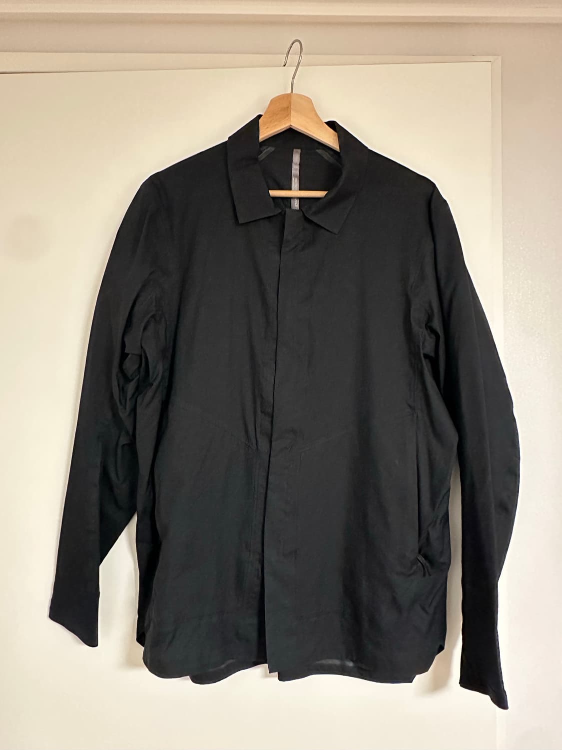 아크테릭스 베일런스 뎀로 SL셔츠 상품이미지1