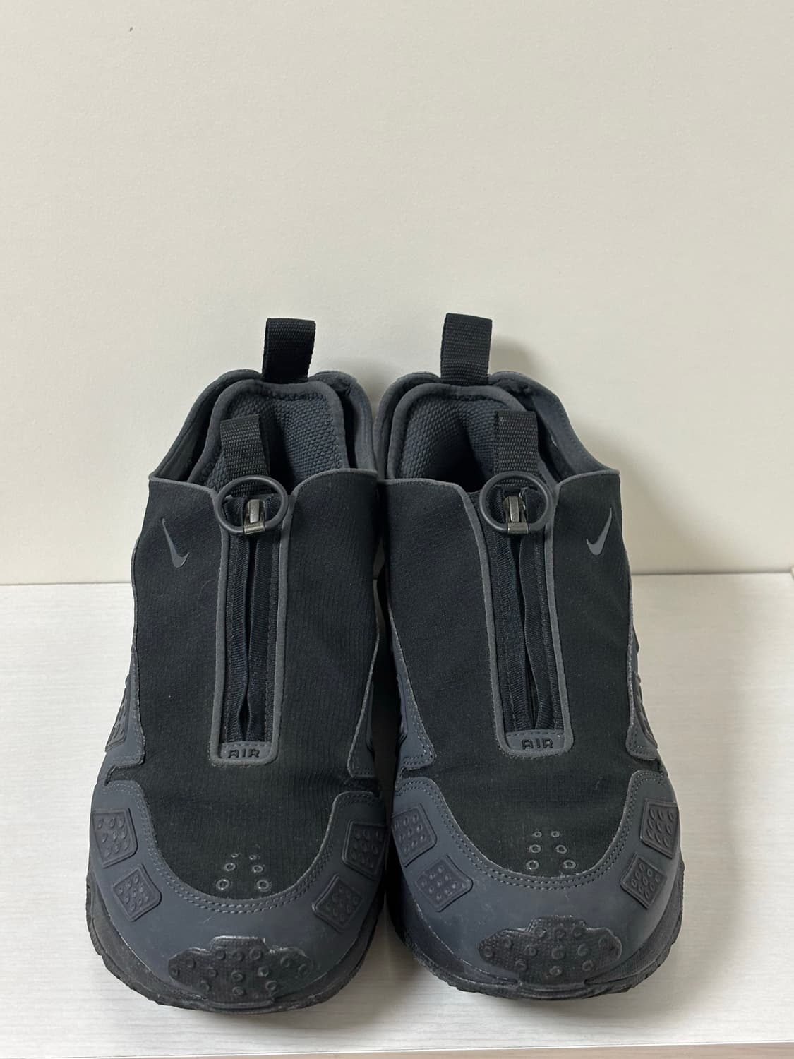 [285] 나이키 에어맥스 SNDR 고어텍스 블랙 앤 다크 스모크 그레이 상품이미지2