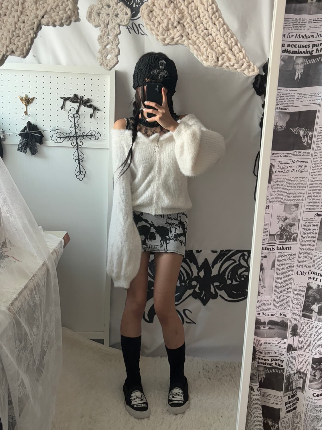 • White off-shoulder heart zipper cardig 상품이미지5