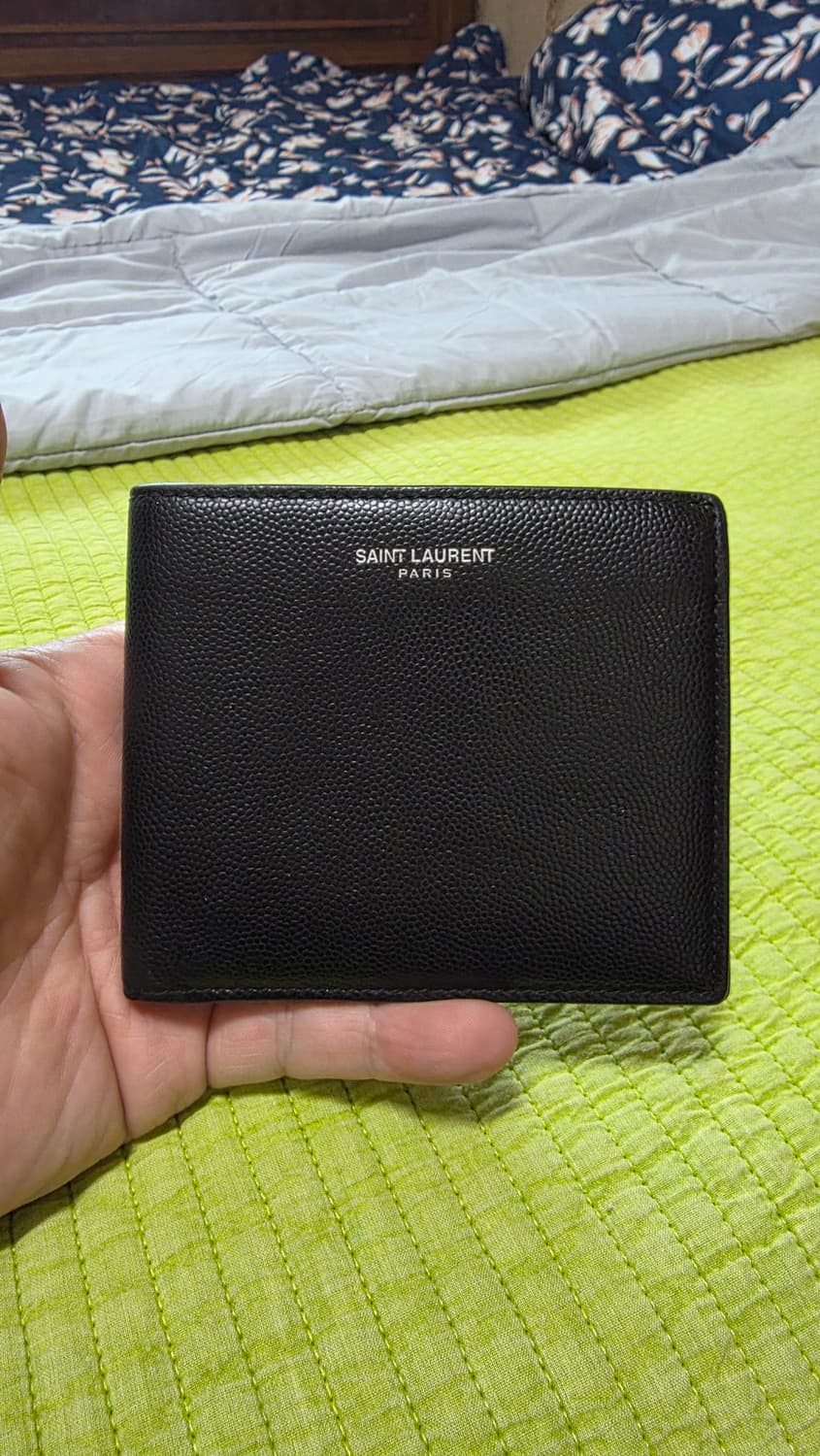 (정품) 생로랑 캐비어 가죽 반지갑/개인/팝니다. 상품이미지1