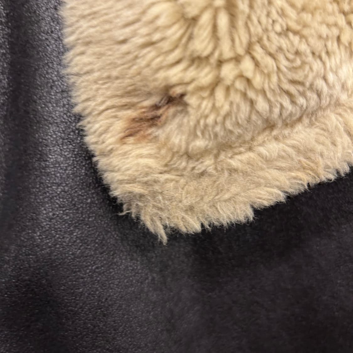 ESSEN B 비건레더 밍크 하이넥 무스탕 상품이미지4