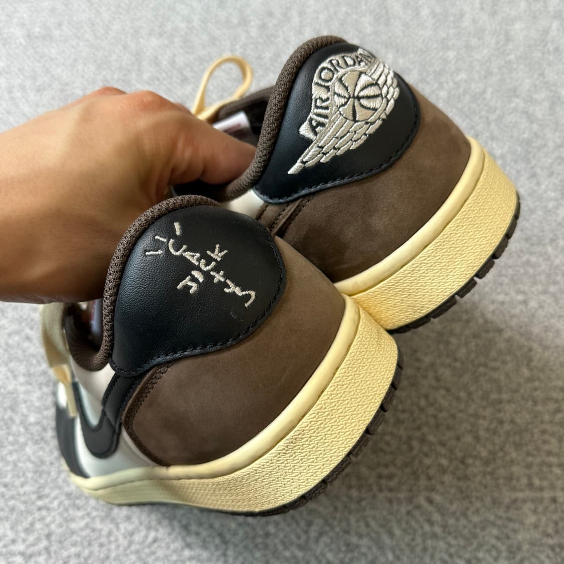 나이키 에어조던1 트레비스스캇 275 상품이미지5