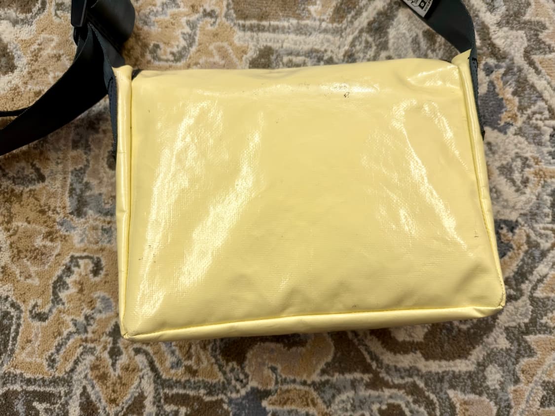 [프라이탁] 라씨 메신저백 (올레몬/옐로우) 상큼한 데일리 포인트백 상품이미지4