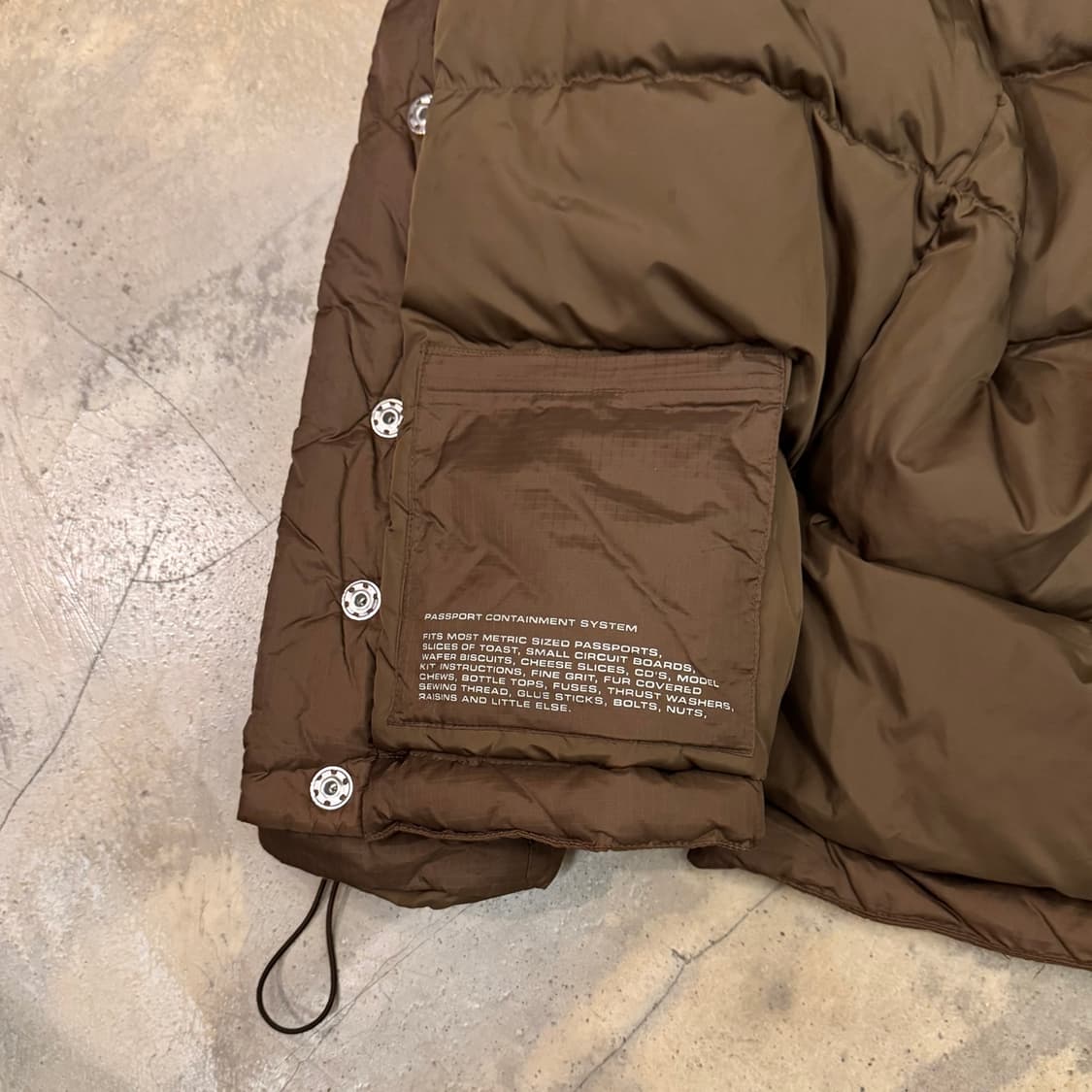 디젤 후드 패디드 다운 자켓 브라운 상품이미지8