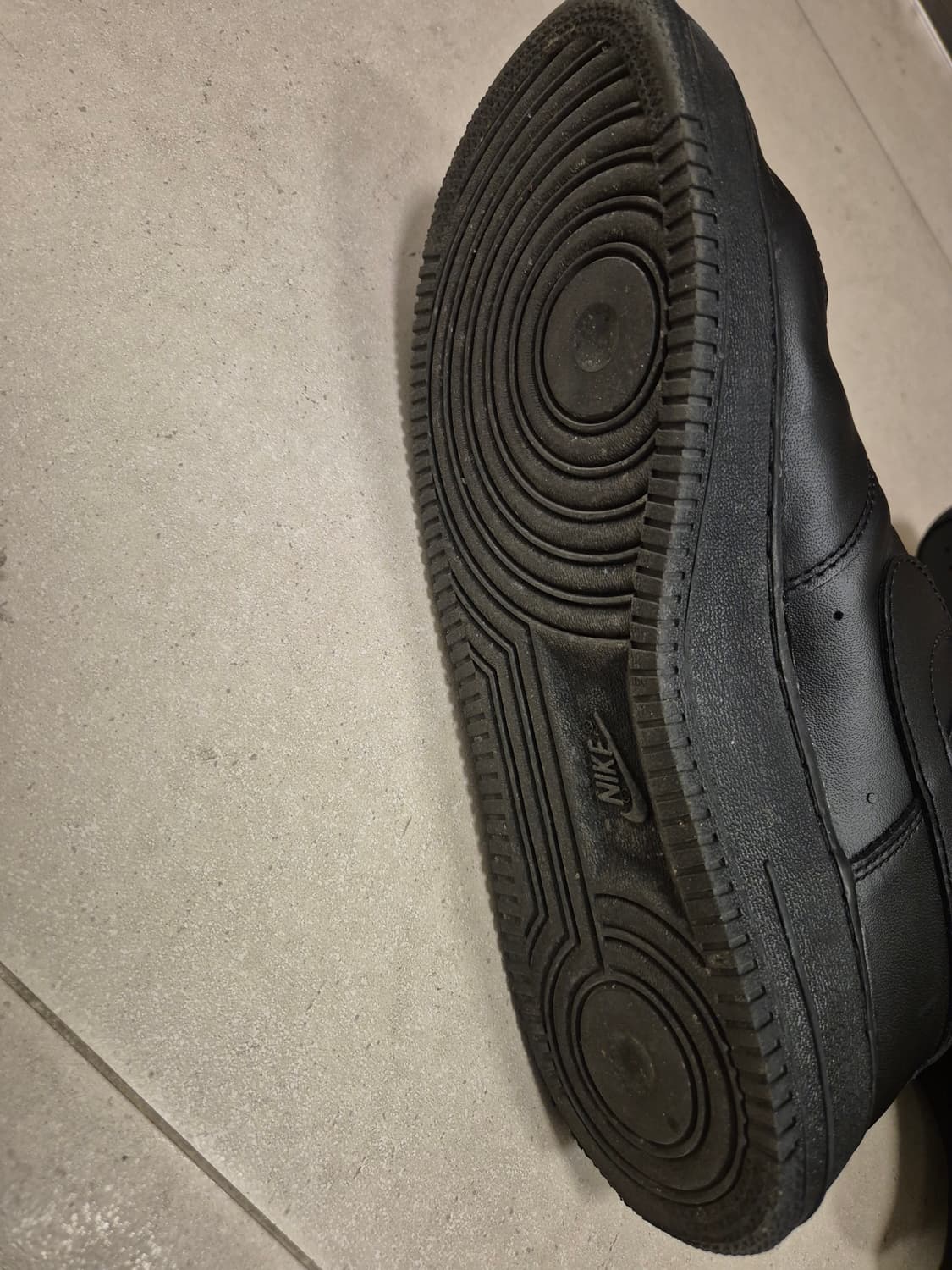 나이키 에어포스 블랙 285 상품이미지4