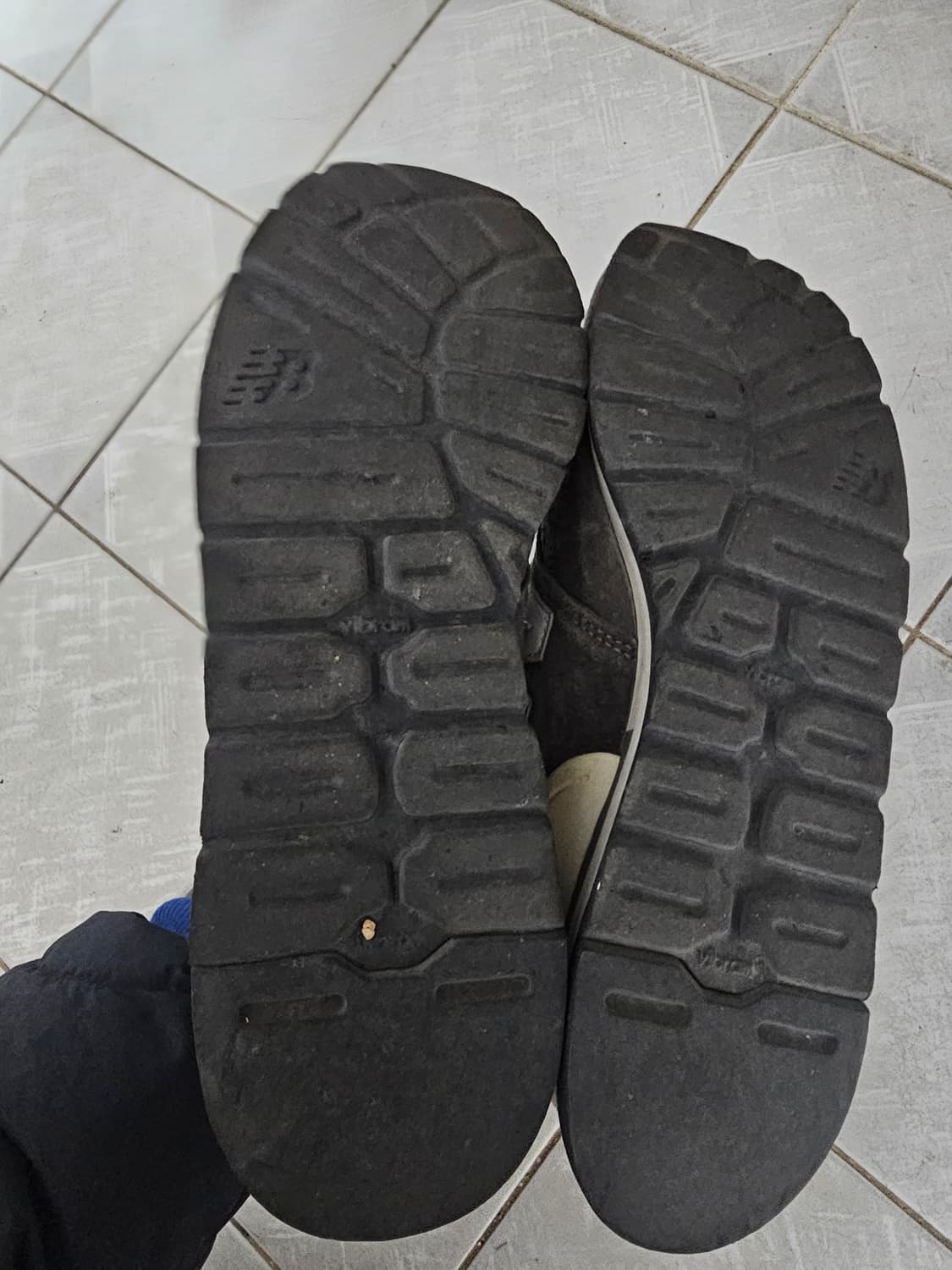 뉴발란스 m990 그레이 스니커즈270 상품이미지5