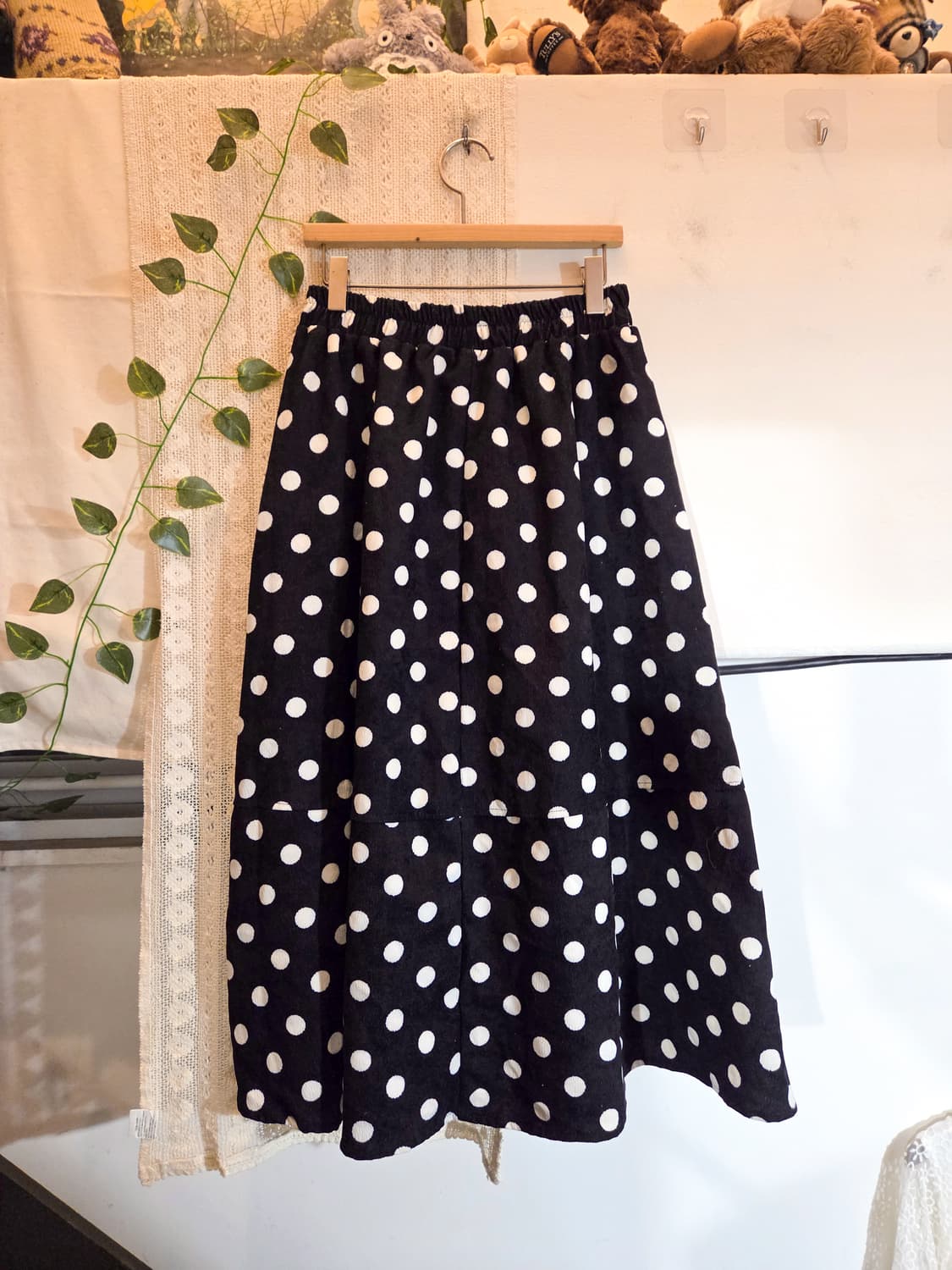 도트 코듀로이 롱스커트 상품이미지6