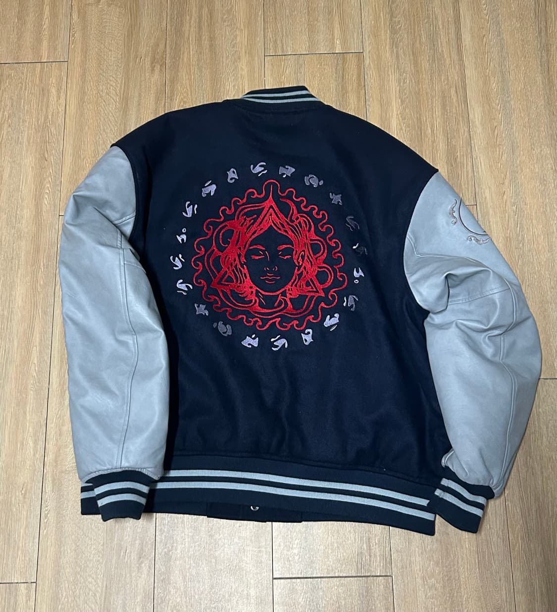 XL) 위캔더스 바시티 상품이미지3