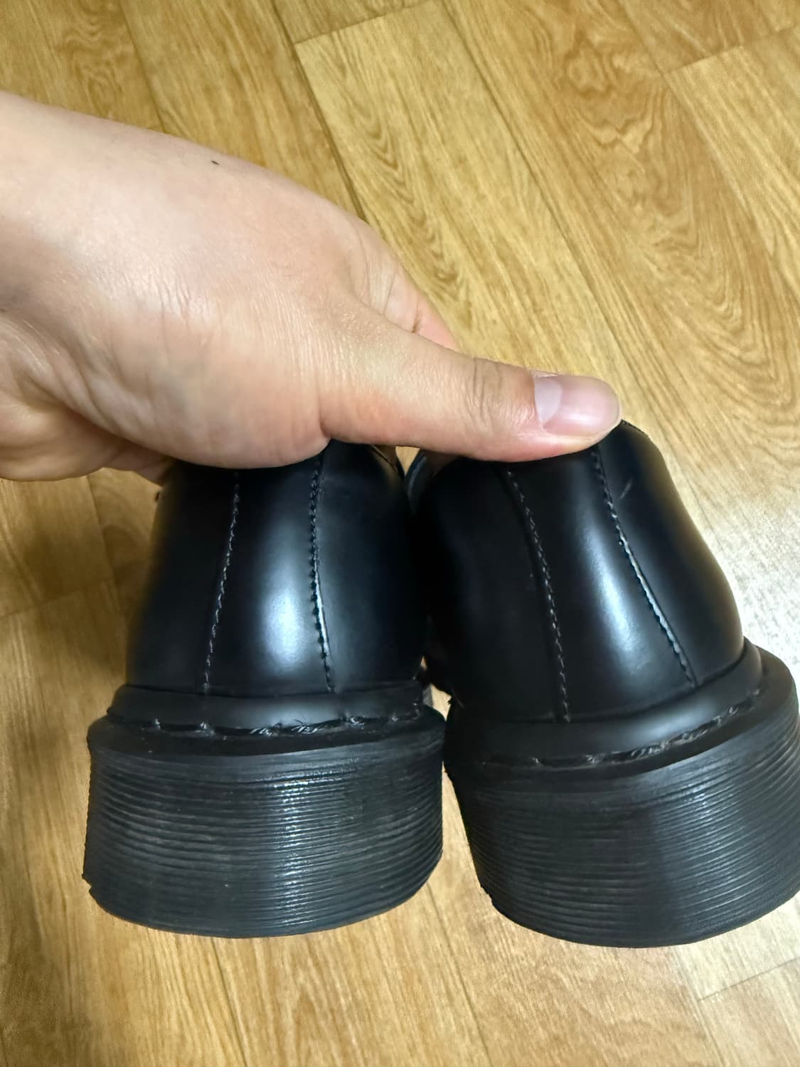 닥터마틴 1461 모노 260 상품이미지2