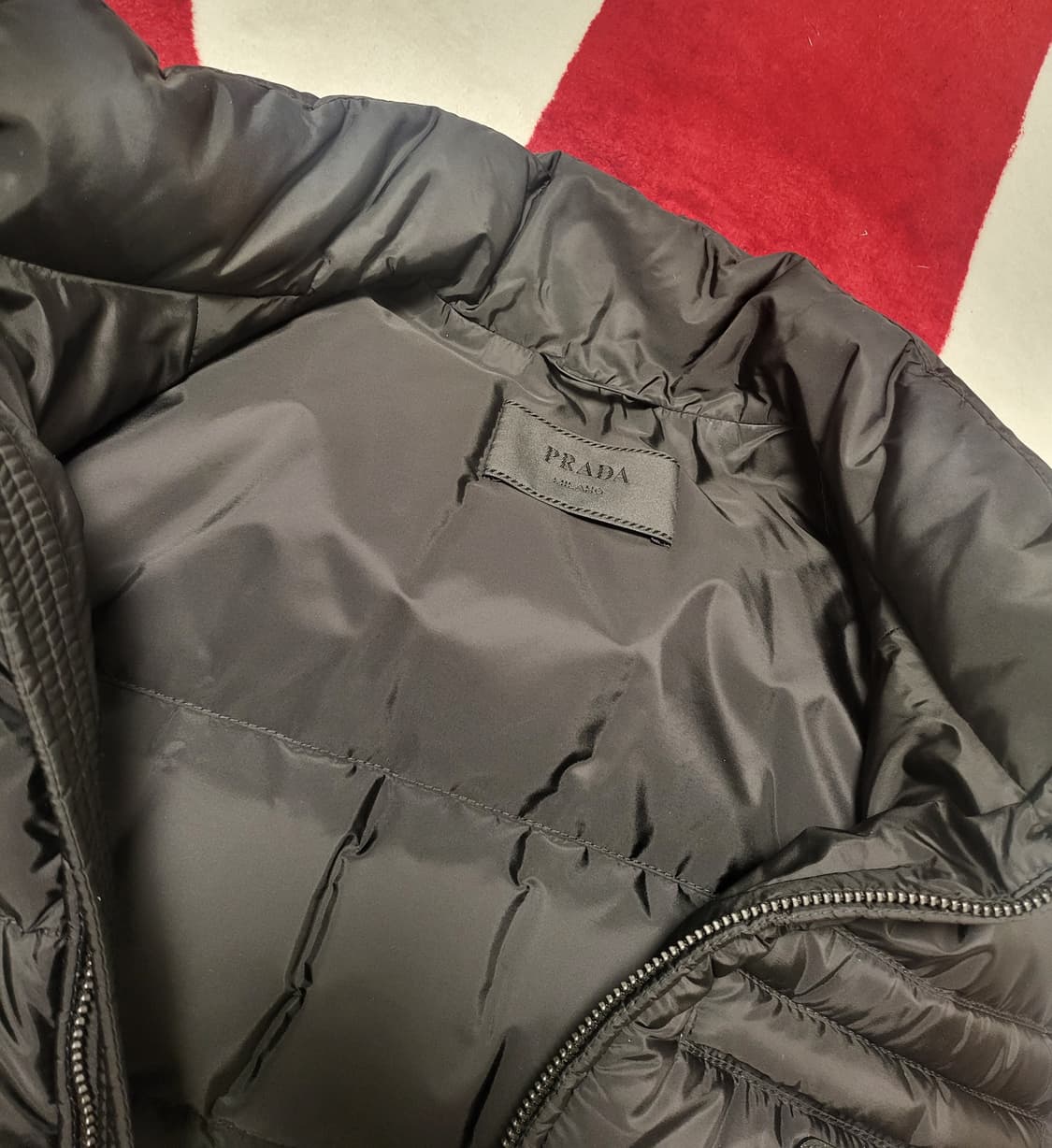 프라다 남성 패딩 조 상품이미지4